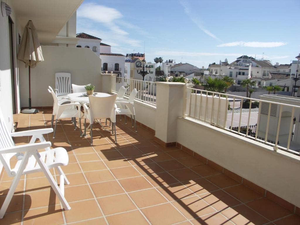 Apartamentos Plaza Espana 네르하 객실 사진