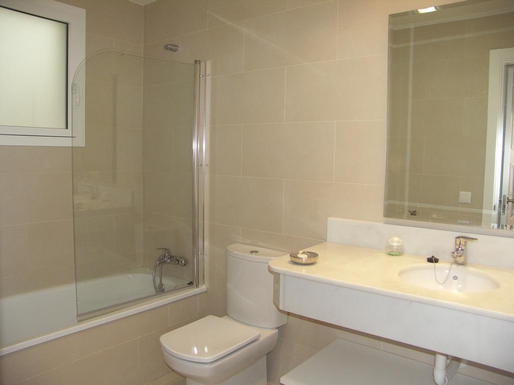 Apartamentos Plaza Espana 네르하 외부 사진